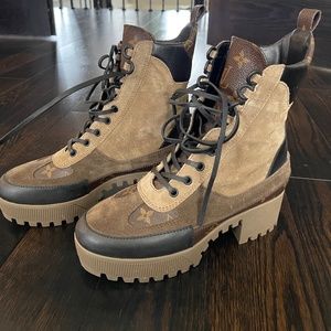 Louis Vuitton desert boot